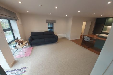 Photo of property in 32 Melrose Road, Island Bay, Wellington, 6023