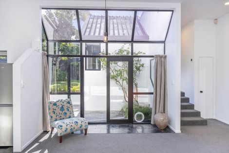 Photo of property in 8a George Street, Claudelands, Hamilton, 3214