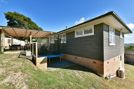 Photo of property in 22 Downer Street, Helensville, 0800