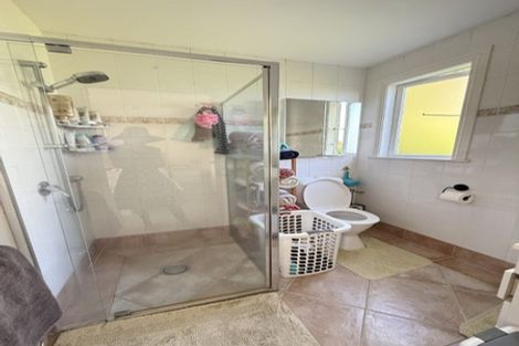 Photo of property in 4 Elliott's Way, Pinehill, Auckland, 0632