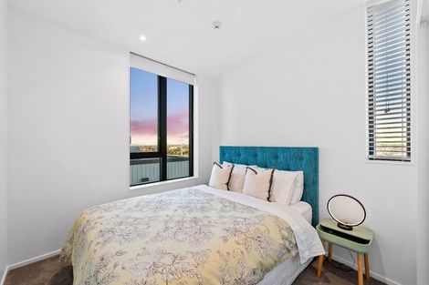 Photo of property in 1 Buscomb Avenue, Henderson, Auckland, 0610