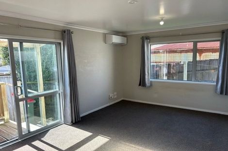 Photo of property in 10a Paritutu Road, Spotswood, New Plymouth, 4310