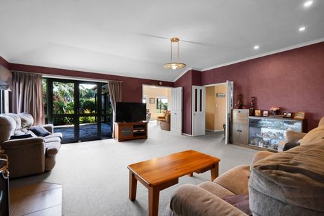 Photo of property in 852 Frankley Road, Hurworth, New Plymouth, 4371