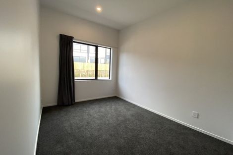 Photo of property in 62u4 Spenmoor Street, Newlands, Wellington, 6037