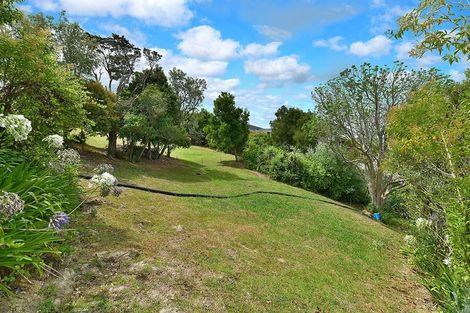 Photo of property in 19a Melandra Road, Stanmore Bay, Whangaparaoa, 0932