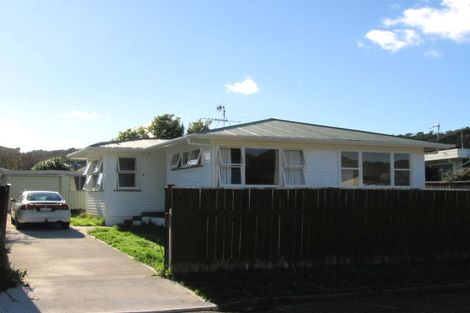 Photo of property in 4 Kerepehi Grove, Wainuiomata, Lower Hutt, 5014