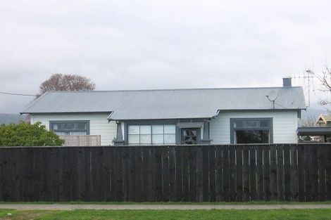 Photo of property in 36-38 Weraroa Road, Levin, 5510