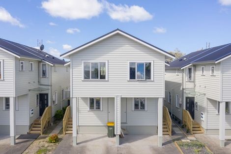 Photo of property in 7/6 John Jennings Drive, Oteha, Auckland, 0632