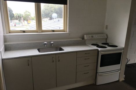 Photo of property in 196 Lincoln Road, Addington, Christchurch, 8024
