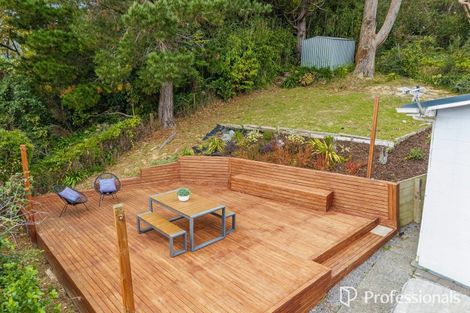 Photo of property in 14a Hawthorn Crescent, Stokes Valley, Lower Hutt, 5019