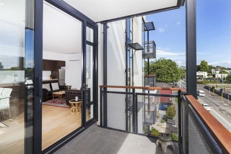 Photo of property in 50 Kilmore Street, Christchurch Central, Christchurch, 8013