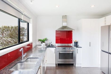 Photo of property in 22 Pegasus Place, Kelvin Grove, Palmerston North, 4414