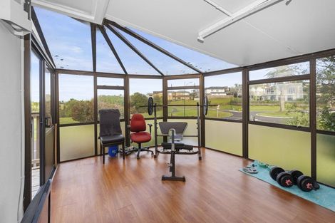 Photo of property in 49 Spinnaker Drive, Te Atatu Peninsula, Auckland, 0610