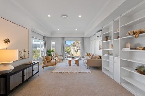 Photo of property in 66 Seatoun Heights Road, Seatoun, Wellington, 6022