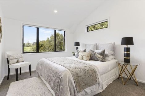Photo of property in 15d/2 Verran Road, Birkenhead, Auckland, 0626