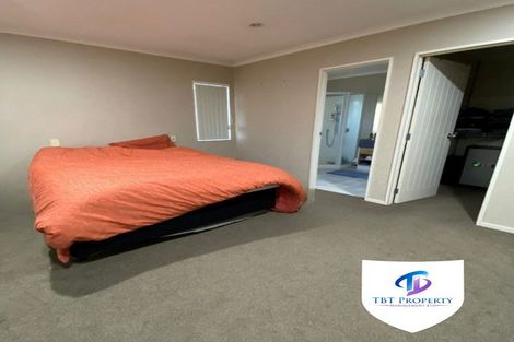 Photo of property in 36 Cyril French Drive, Flat Bush, Auckland, 2016