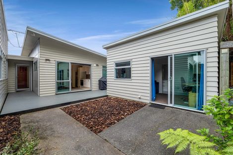 Photo of property in 4 Cherry Lane, Hurdon, New Plymouth, 4310