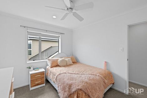 Photo of property in 33 Station Street, Hobsonville, Auckland, 0616