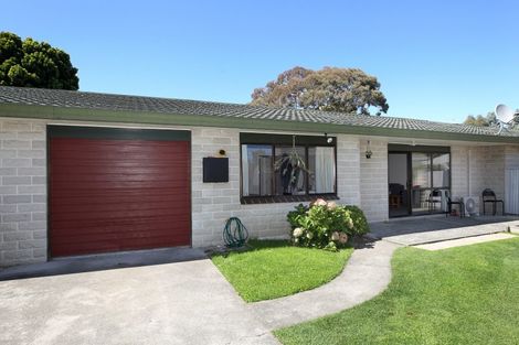 Photo of property in 2/903 Ellison Road, Parkvale, Hastings, 4122