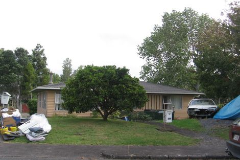 Photo of property in 32 Kelkirk Street, Kelston, Auckland, 0602