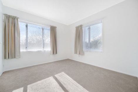 Photo of property in 32 Essex Street, Te Atatu South, Auckland, 0610
