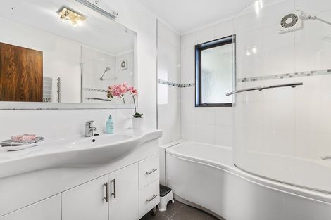 Photo of property in 6 Virginia Grove, Brooklyn, Wellington, 6021