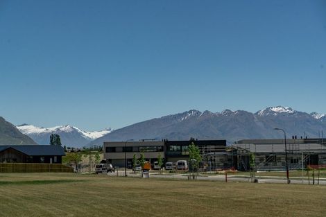 Photo of property in 3 Rubus Street, Wanaka, 9382