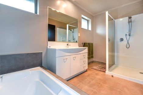 Photo of property in 33 Dryden Avenue, Rolleston, 7614