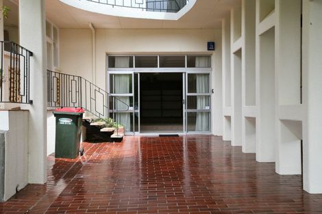 Photo of property in 387 Karori Road, Karori, Wellington, 6012
