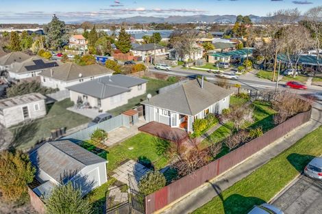 Photo of property in 96 Northcote Road, Northcote, Christchurch, 8052