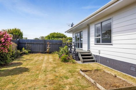 Photo of property in 6 Manuka Place, Hawera, 4610
