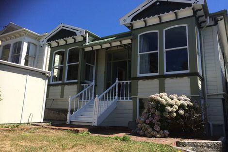 Photo of property in 30 Hargreaves Street, Mount Cook, Wellington, 6021