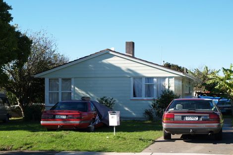 Photo of property in 34 Lavinia Crescent, Mangere East, Auckland, 2024