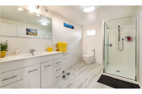 Photo of property in 428 Hibiscus Coast Highway, Orewa, 0931