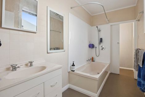 Photo of property in 11 Islington Street, North East Valley, Dunedin, 9010