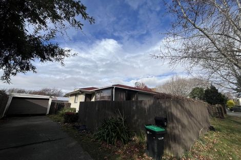 Photo of property in 2 Lodge Place, Ilam, Christchurch, 8041