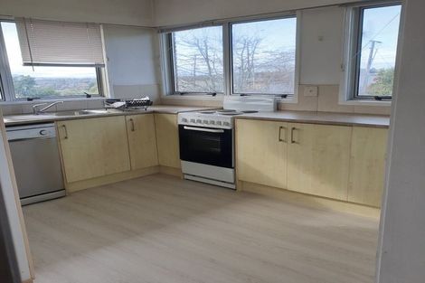 Photo of property in 940 East Coast Road, Northcross, Auckland, 0630