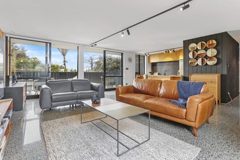 Photo of property in 11a Norma Avenue, Te Atatu South, Auckland, 0610