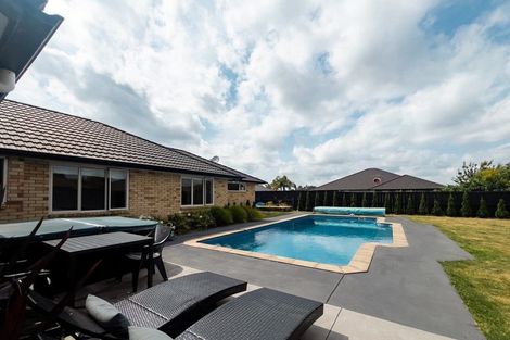 Photo of property in 14 Rosewood Court, Huntington, Hamilton, 3210