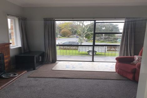 Photo of property in 26 Paerata Road, Pukekohe, 2120