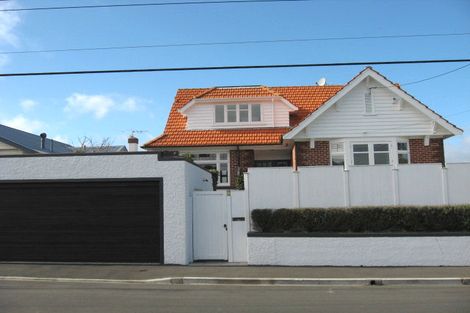 Photo of property in 17 Overtoun Terrace, Hataitai, Wellington, 6021