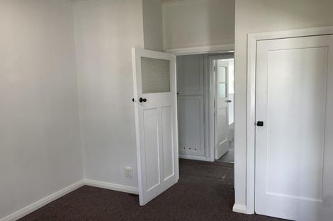 Photo of property in 7/9 Bell Street, Marton, 4710