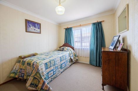 Photo of property in 15a Holyrood Terrace, Waipukurau, 4200