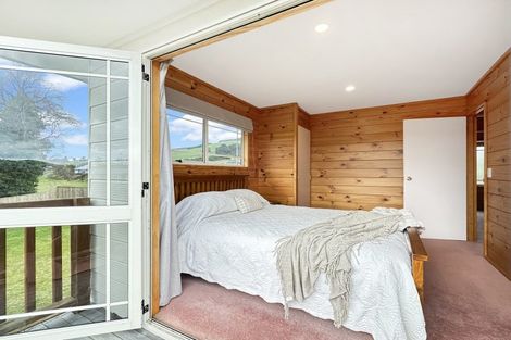 Photo of property in 31 Angela Place, Kinloch, Taupo, 3377
