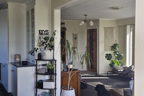 Photo of property in 4 Ropata Street, Hawera, 4610