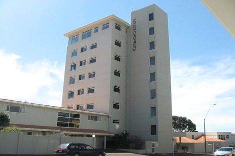Photo of property in 7/120 Saint Aubyn, New Plymouth, 4310