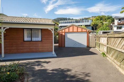 Photo of property in 10 Winton Place, Atawhai, Nelson, 7010
