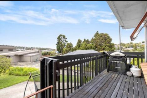 Photo of property in 2/20 Nigel Road, Browns Bay, Auckland, 0630