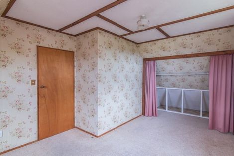 Photo of property in 25 Kotare Street, Waikanae, 5036