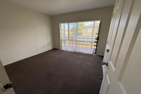 Photo of property in 2/8 Puriri Road, Manurewa, Auckland, 2102
